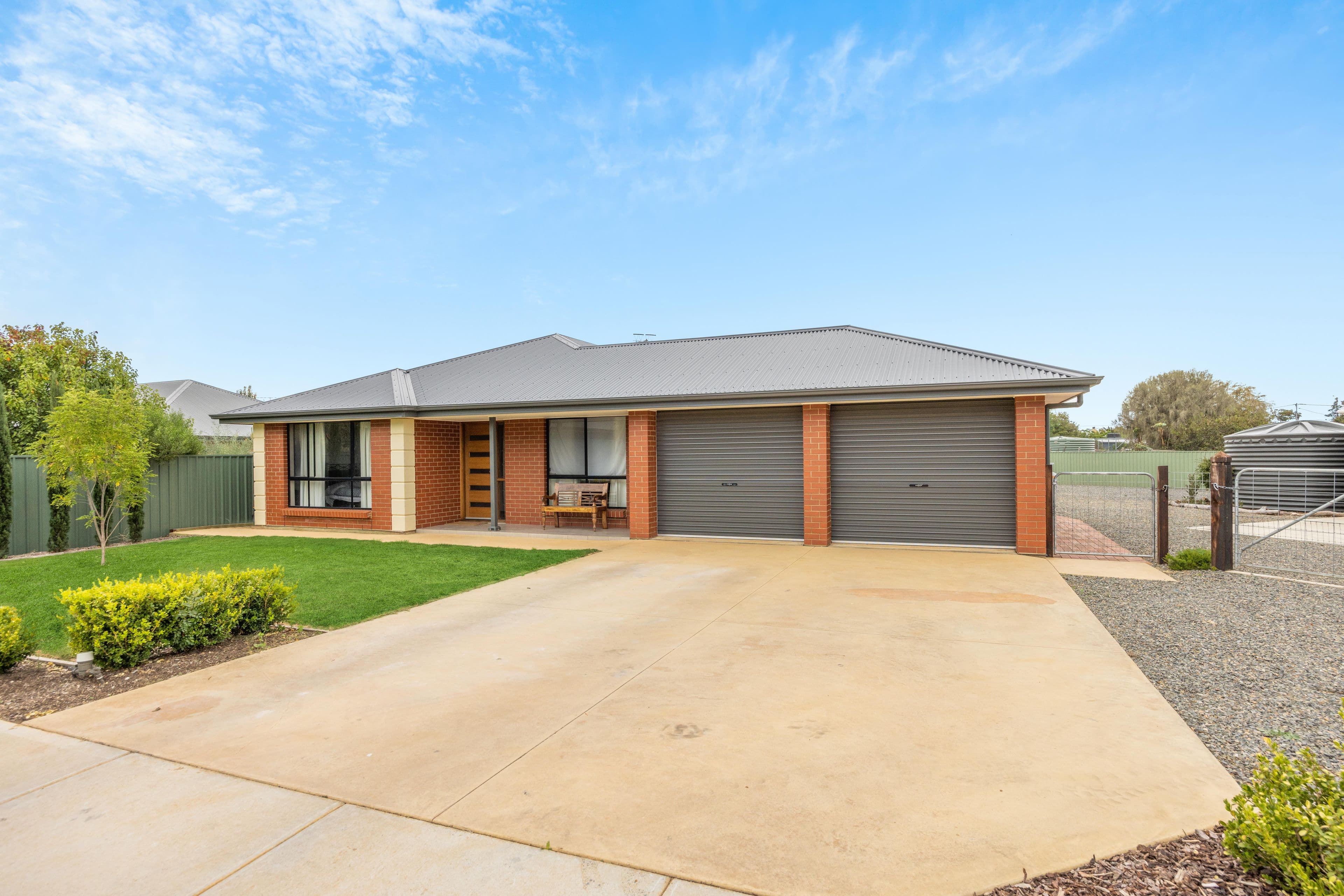 24 FRENCHAM Lane, Strathalbyn SA 5255, Strathalbyn - Thumbnail 3
