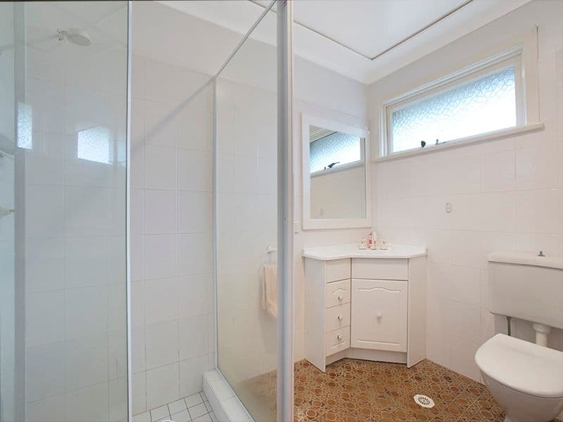 10 Hastings Place, SYLVANIA WATERS NSW 2224, Sylvania Waters - Thumbnail 2