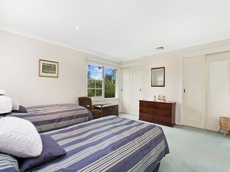 10 Hastings Place, SYLVANIA WATERS NSW 2224, Sylvania Waters - Thumbnail 3
