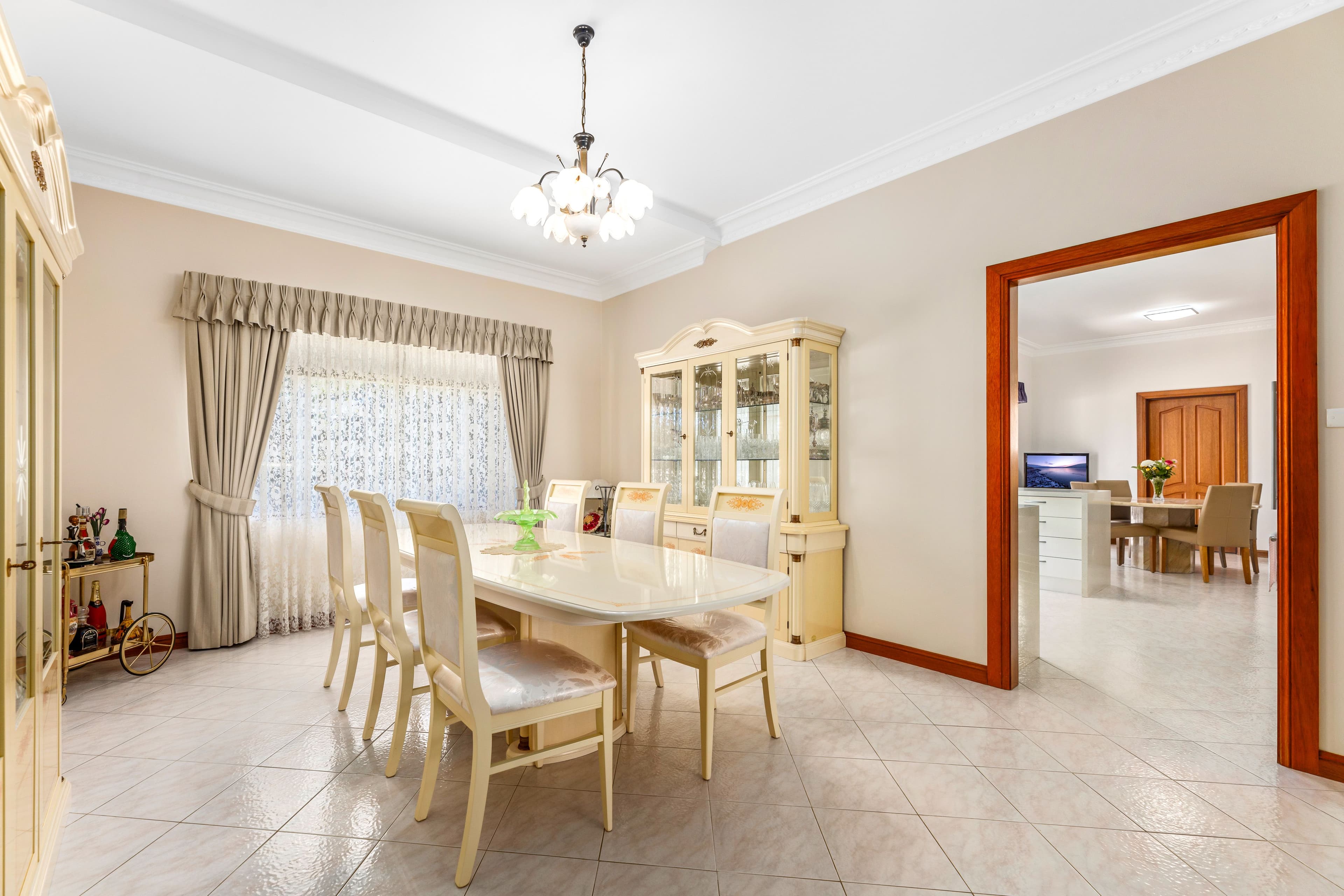 6 Bassia Place, Alfords Point NSW 2234, Alfords Point - Thumbnail 3