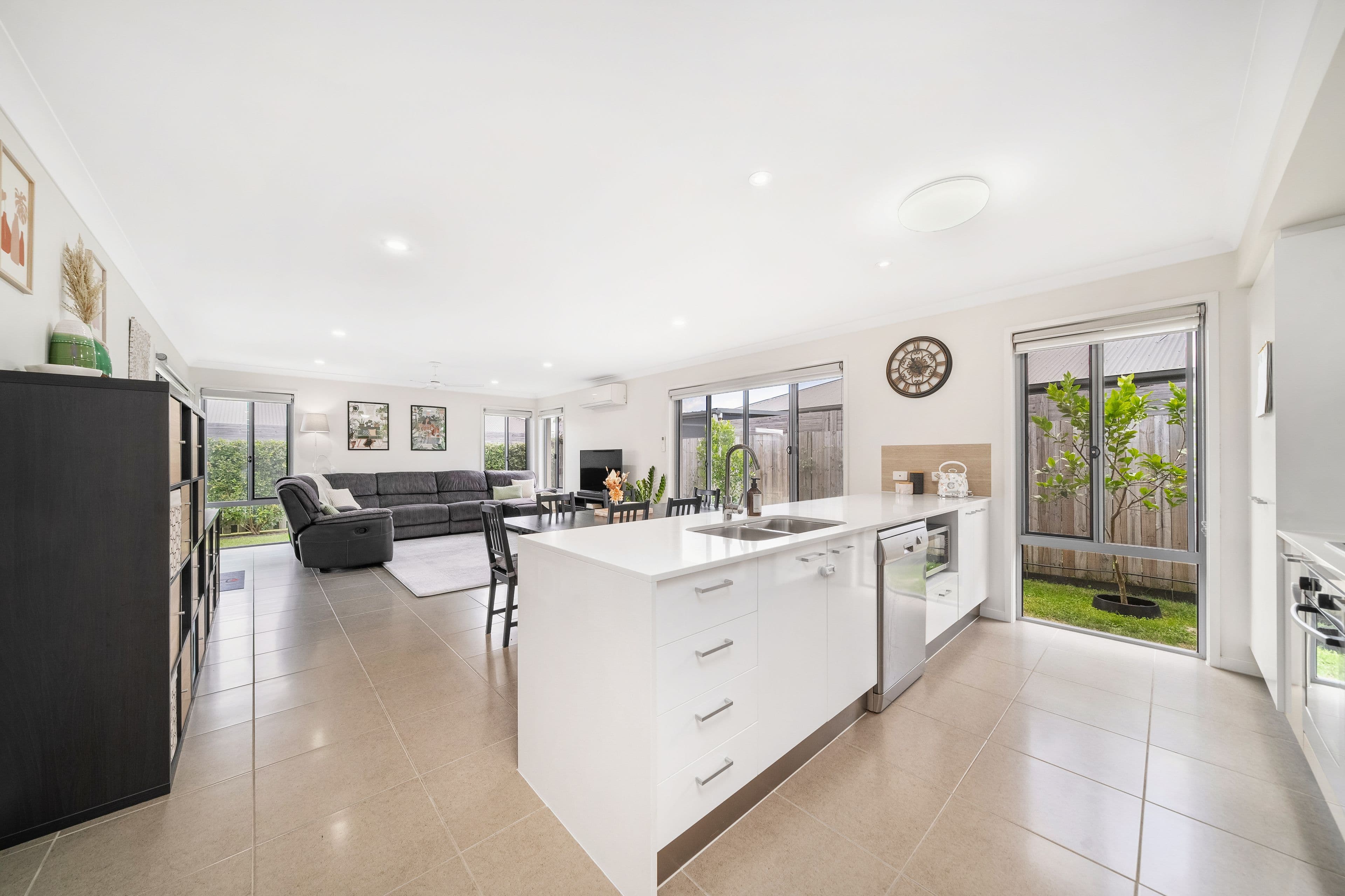 8 Verdant Street, Mango Hill QLD 4509, Mango Hill - Thumbnail 3