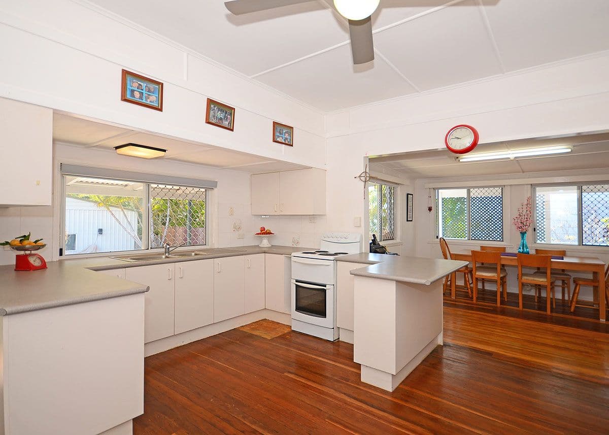 31 Dayman Street, URANGAN QLD 4655, Urangan - Thumbnail 8