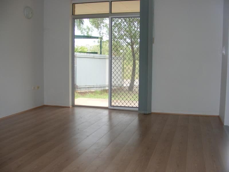 21 Ronan Court, KATHERINE NT 0850, Katherine East - Thumbnail 2