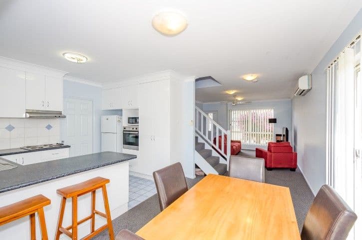 5 Pacific Court, Kin Kora QLD 4680, Kin Kora - Thumbnail 4