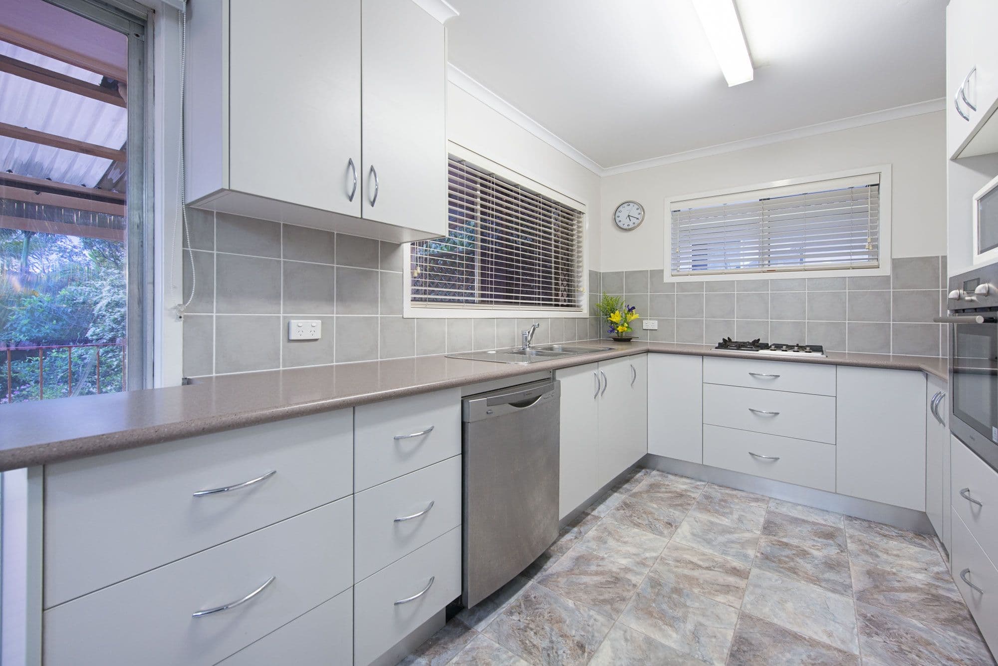 26 Narelle Crescent, Rochedale South QLD 4123, Rochedale South - Thumbnail 2