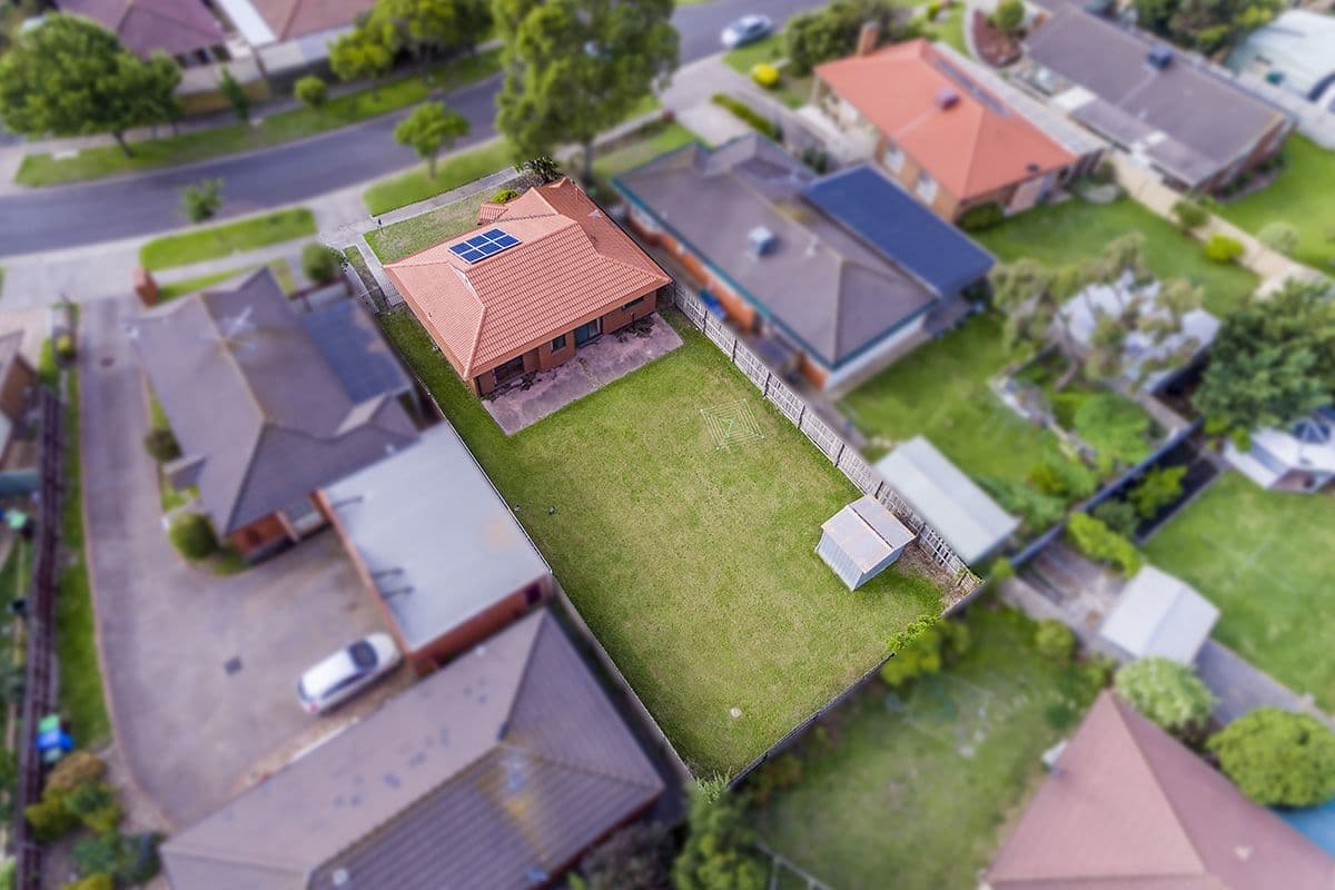 10 Rachel Drive, Cranbourne North VIC 3977, Cranbourne North - Thumbnail 3