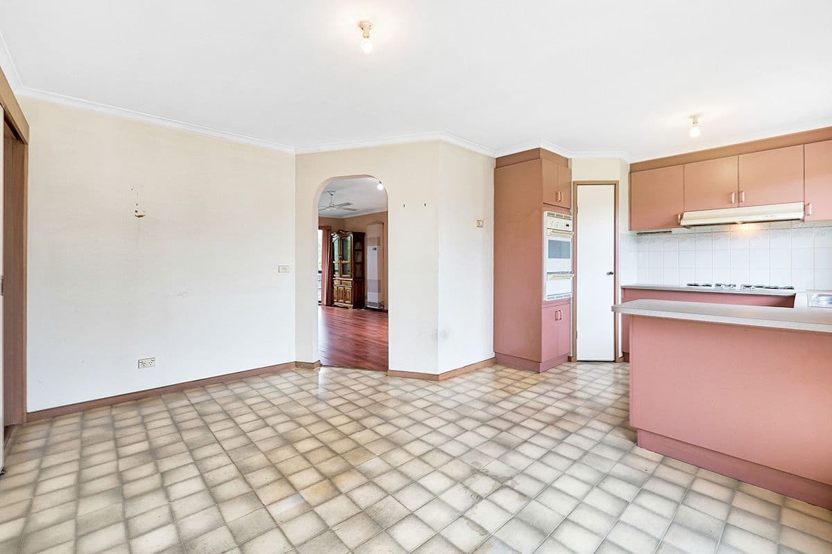 10 Rachel Drive, Cranbourne North VIC 3977, Cranbourne North - Thumbnail 5