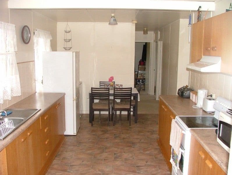 6 Peters Street, GOOMBUNGEE QLD 4354, Goombungee - Thumbnail 2