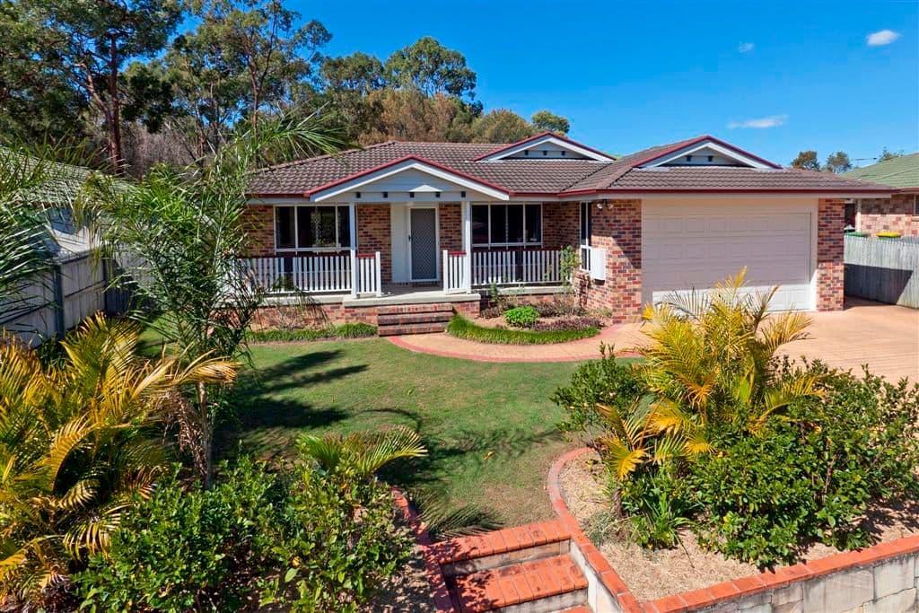 4 Patersonia Place, BIRKDALE QLD 4159, Birkdale - Image 1