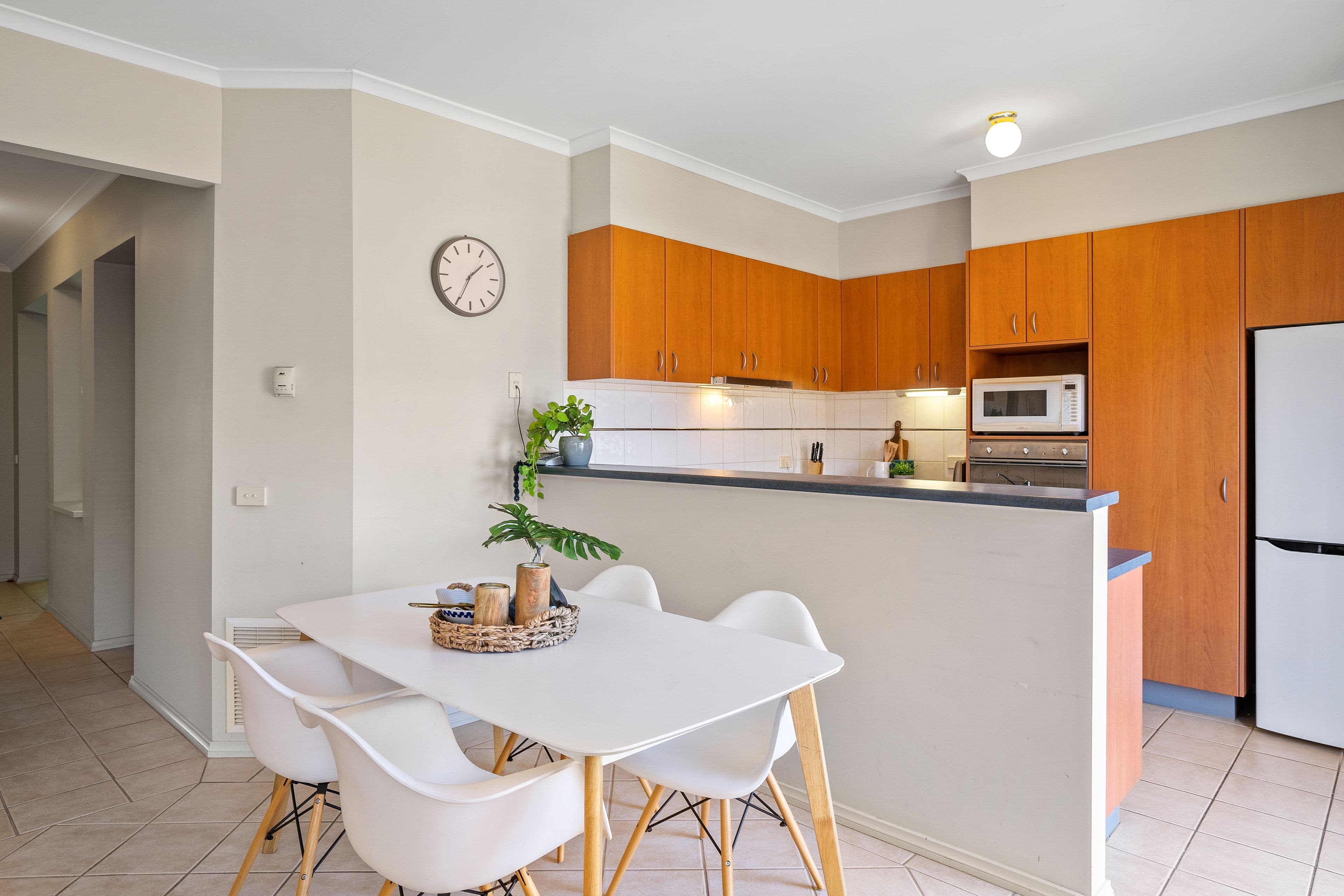 37 St Laurent Rise, Knoxfield VIC 3180, Knoxfield - Thumbnail 3
