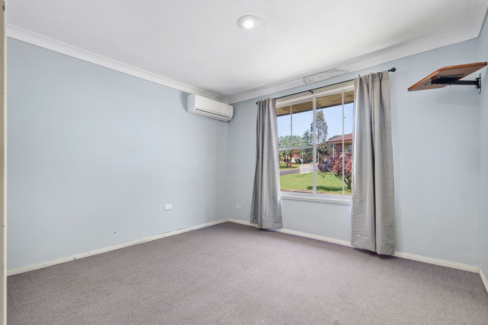 1 Tagula Place, Glenfield NSW 2167, Glenfield - Thumbnail 6