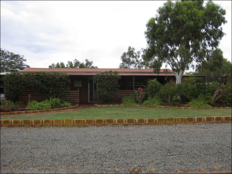 204 Gregory Crescent, DAMPIER WA 6713, Dampier - Thumbnail 3