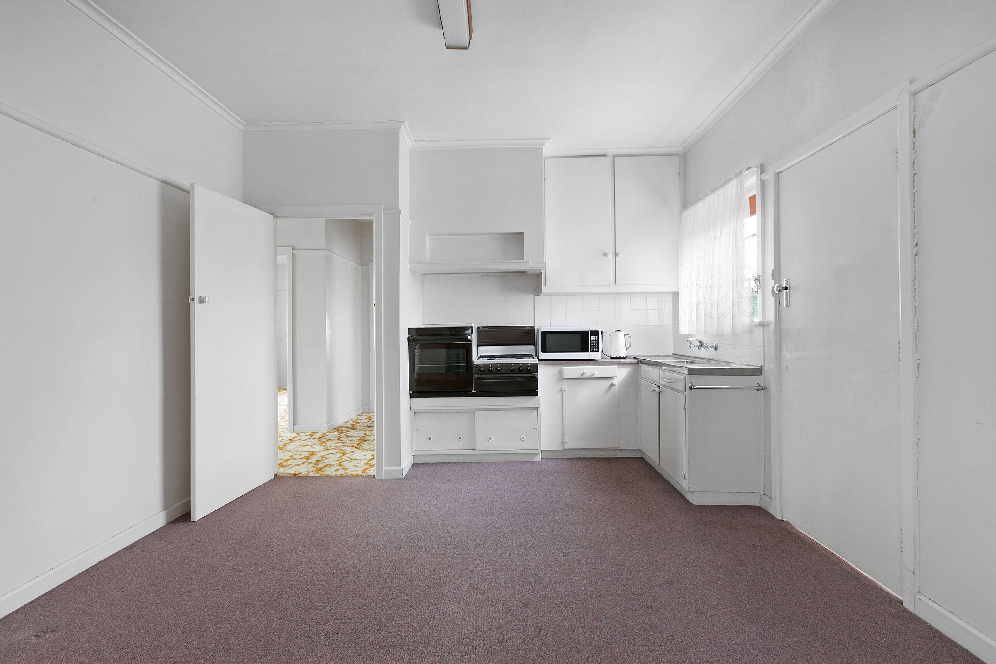 164 Broadway, Reservoir VIC 3073, Reservoir - Thumbnail 4