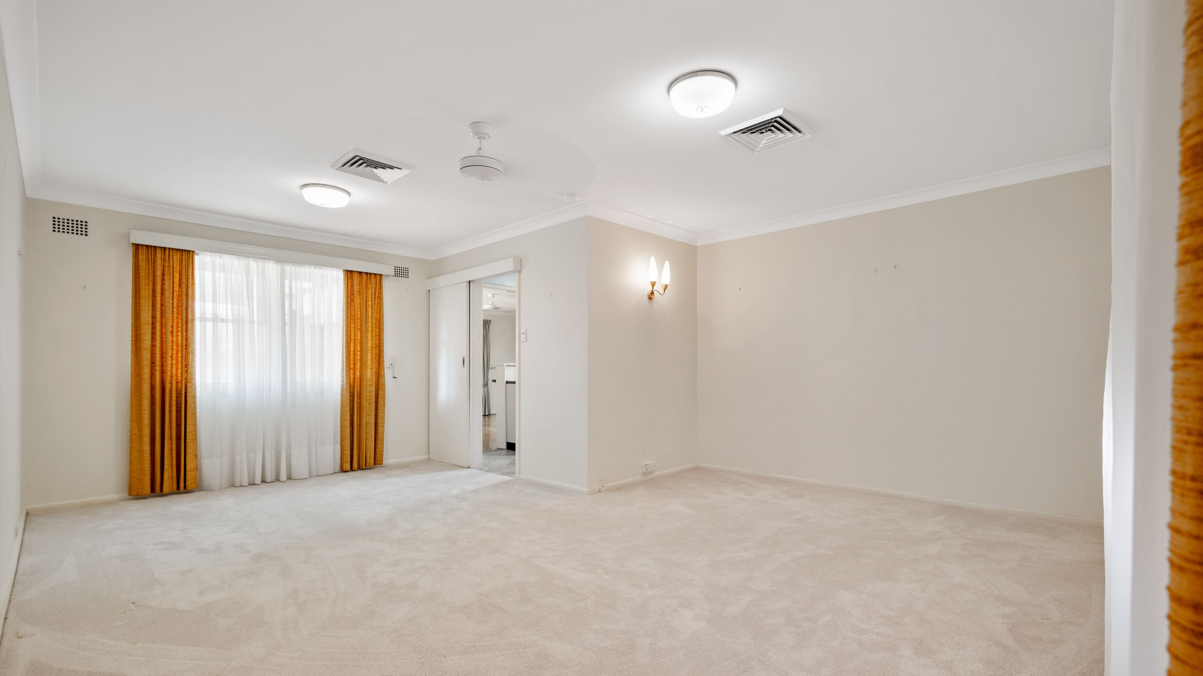 8 Lewis Street, Bradbury NSW 2560, Bradbury - Thumbnail 3