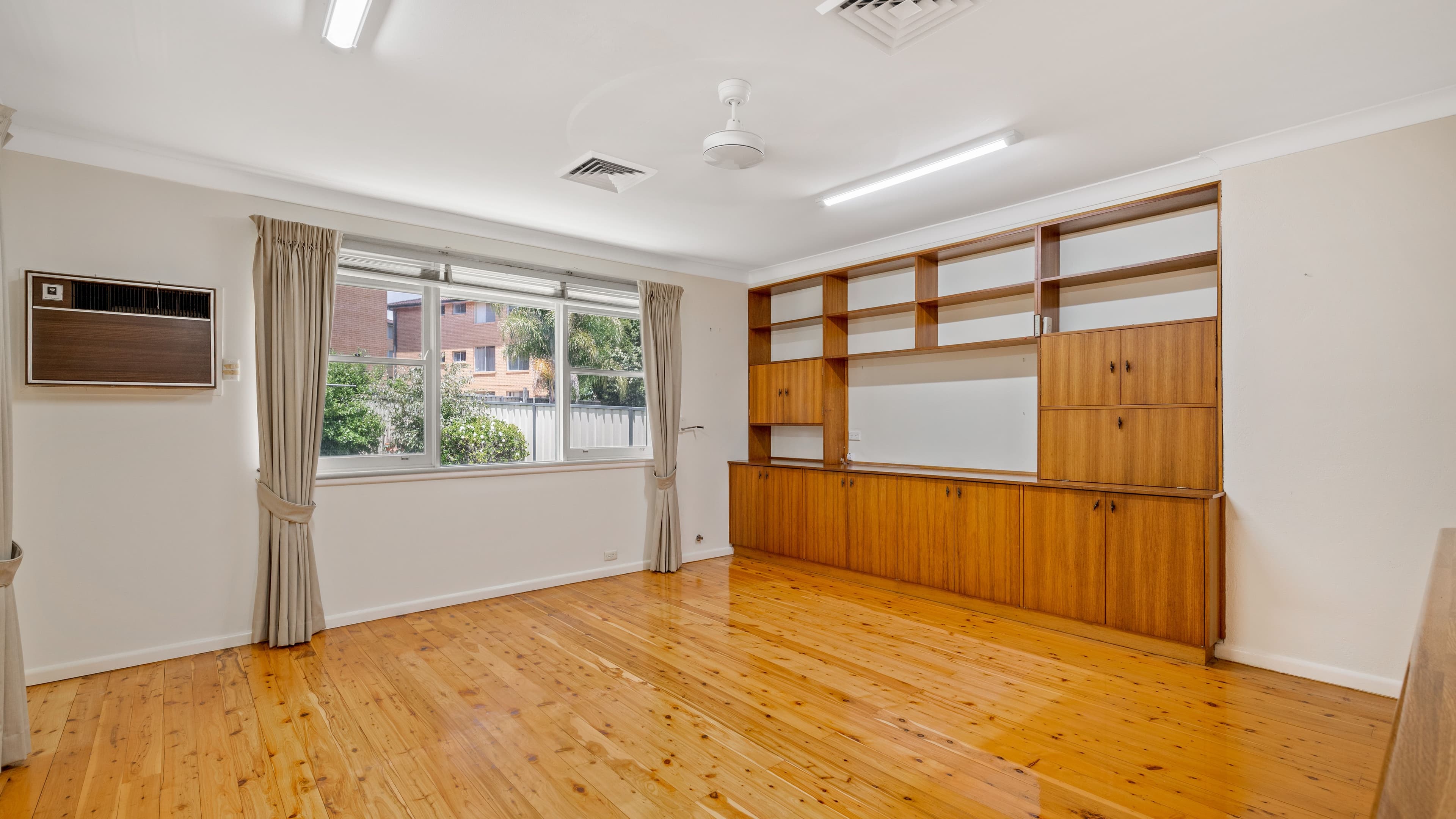 8 Lewis Street, Bradbury NSW 2560, Bradbury - Thumbnail 5