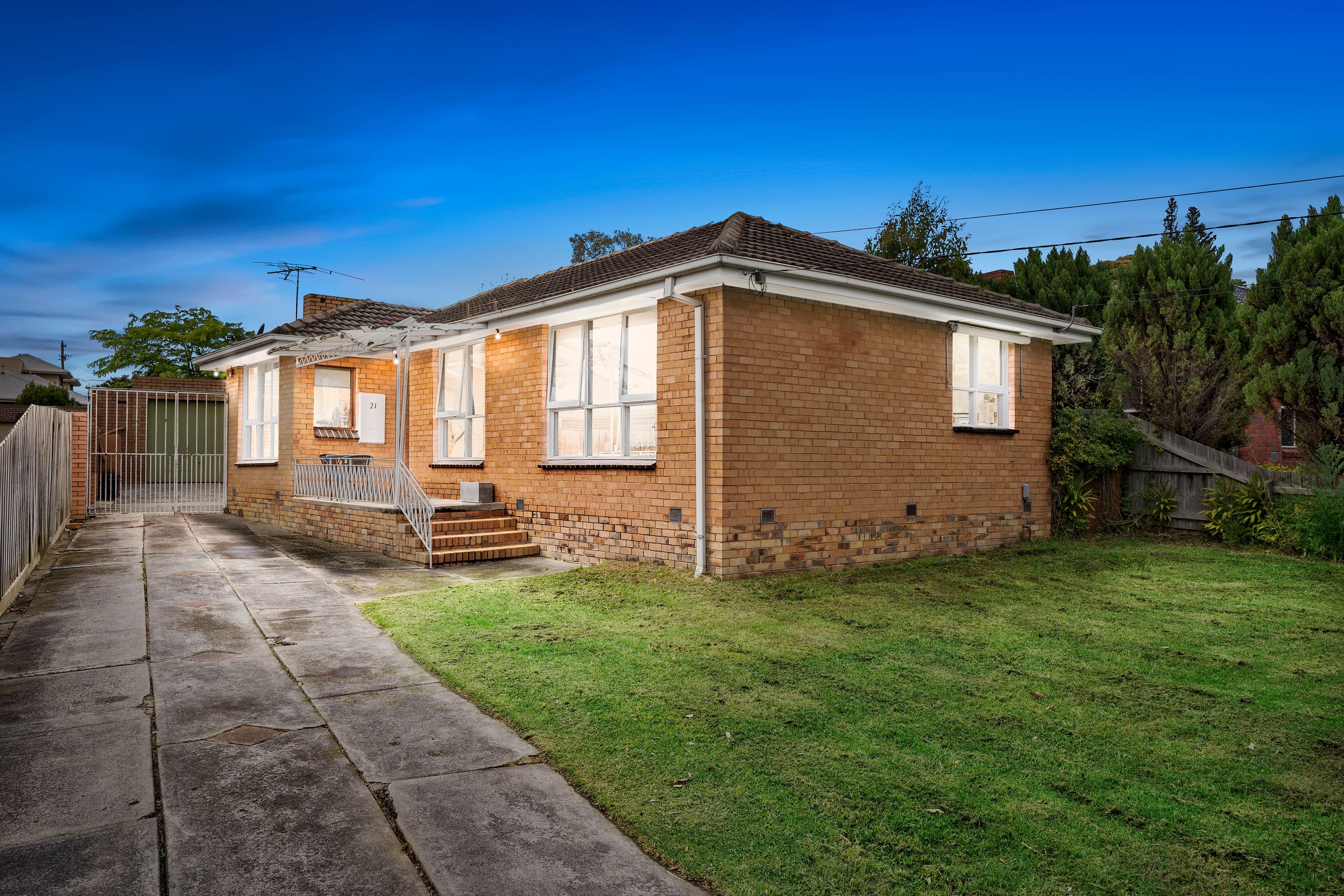 21 Birch Street, Bayswater VIC 3153, Bayswater - Image 1