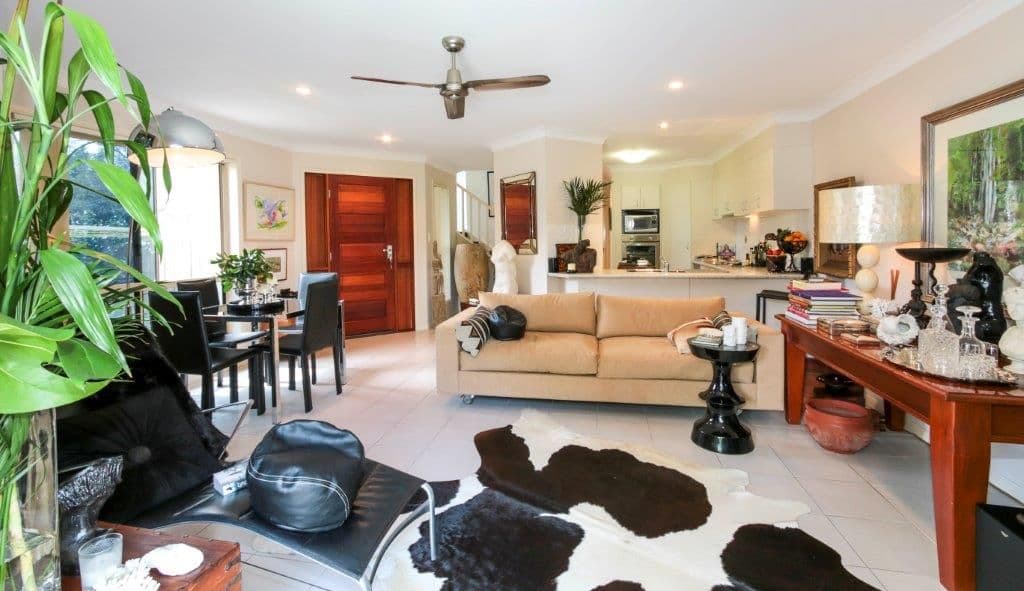 15 Blake Street, SOUTHPORT QLD 4215, Southport - Thumbnail 3