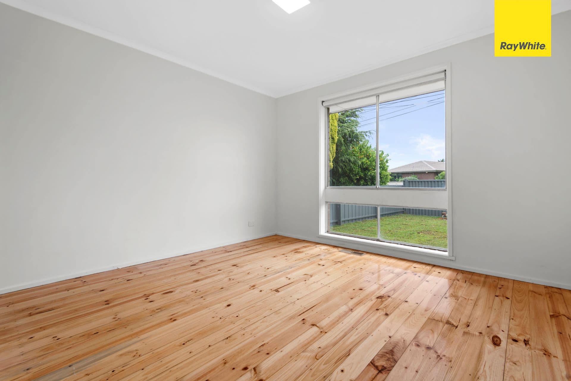 34 Bourke Road, Melton South VIC 3338, Melton South - Thumbnail 4