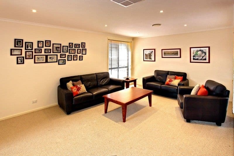 46 Sommers Drive, ALTONA MEADOWS VIC 3028, Altona Meadows - Thumbnail 3