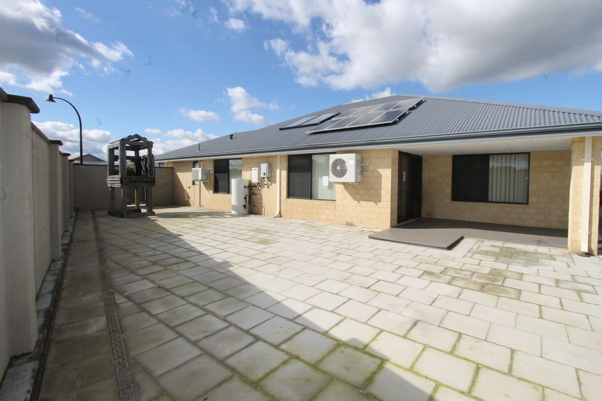 30 Starke Turn, Ellenbrook WA 6069, Ellenbrook - Image 1