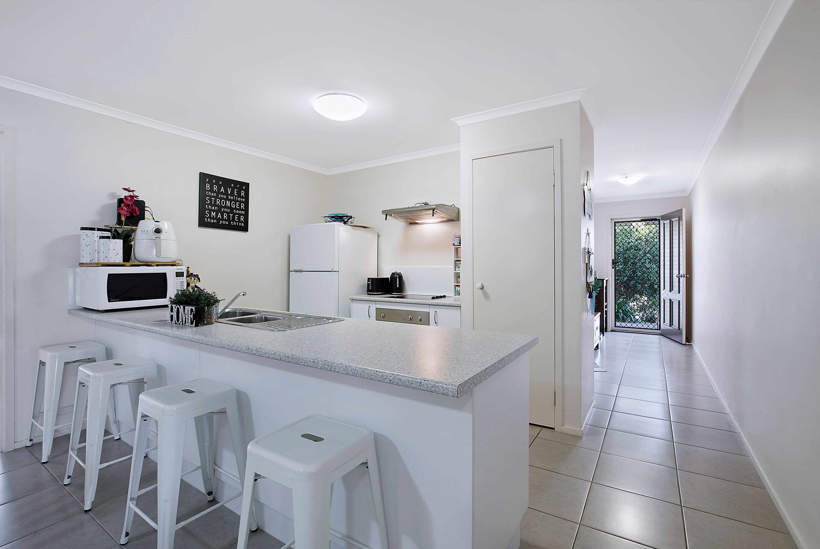 8 Eve Court, Kallangur QLD 4503, Kallangur - Thumbnail 3