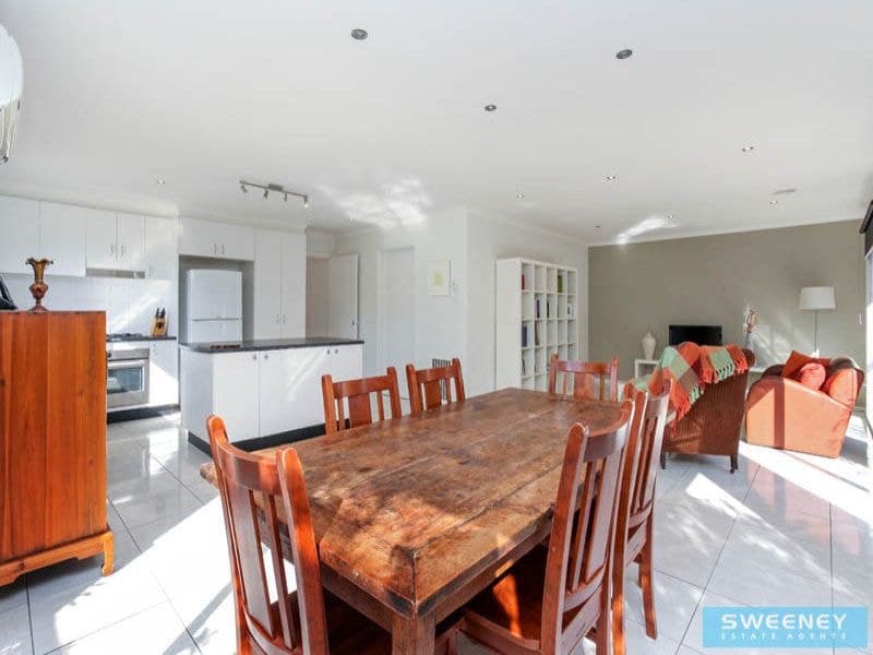 5 St. Johns Walk, Caroline Springs - Thumbnail 6