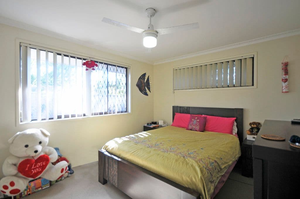 23 Alec Avenue, Mermaid Waters QLD 4218, Mermaid Waters - Thumbnail 5