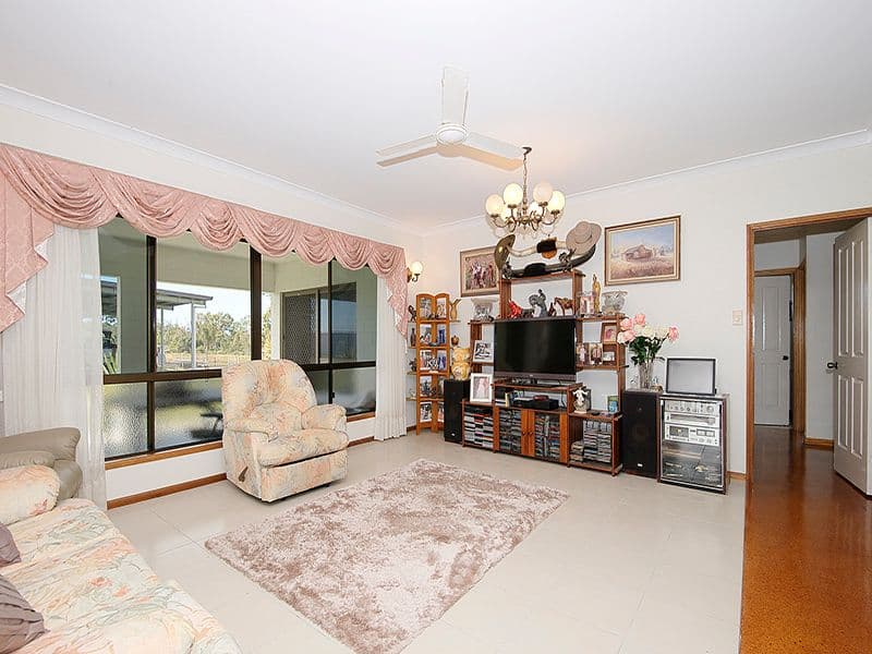 306 Hervey Range Road, BOHLE PLAINS QLD 4817, Bohle Plains - Thumbnail 5