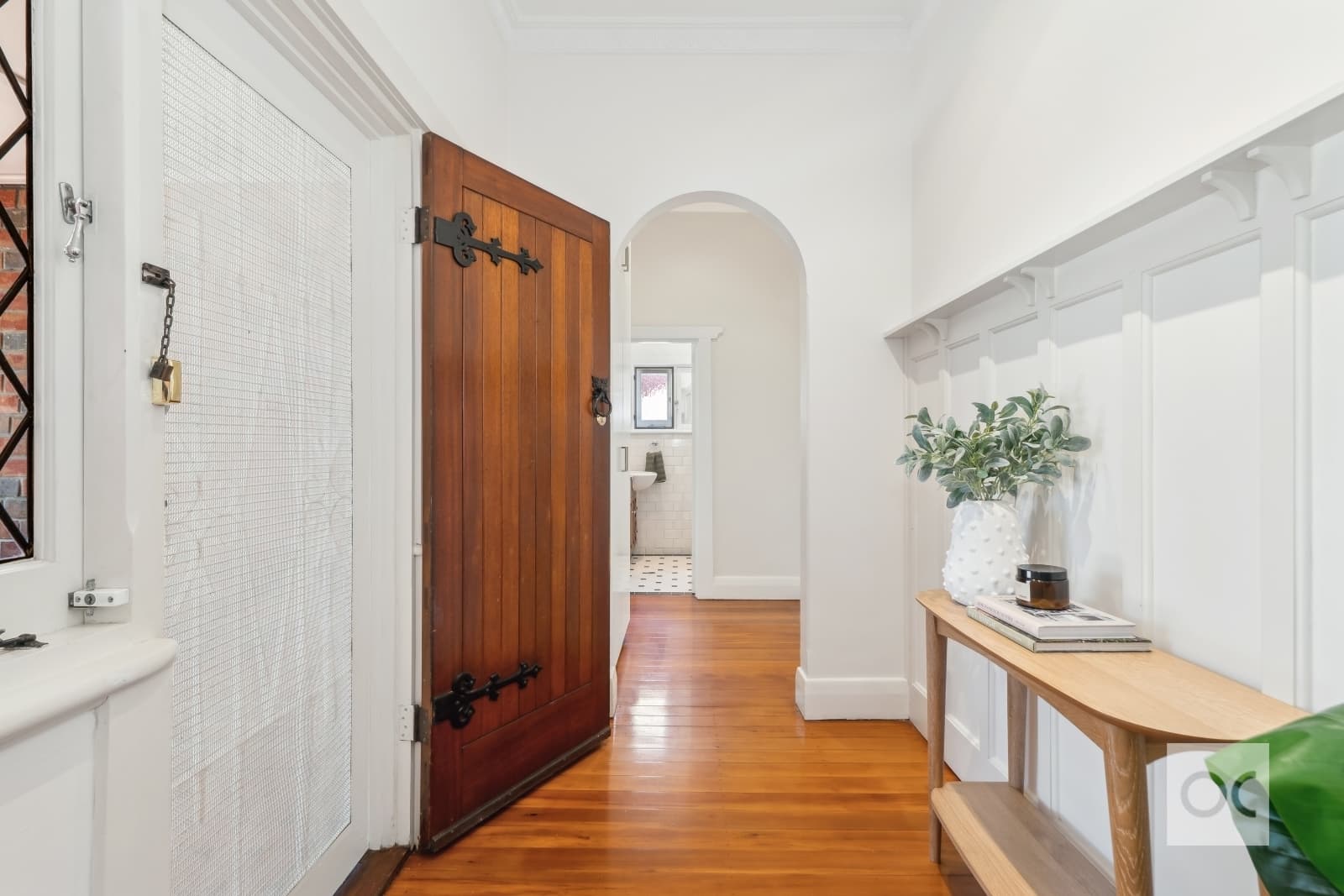 65 Constance Street, Westbourne Park - Thumbnail 8