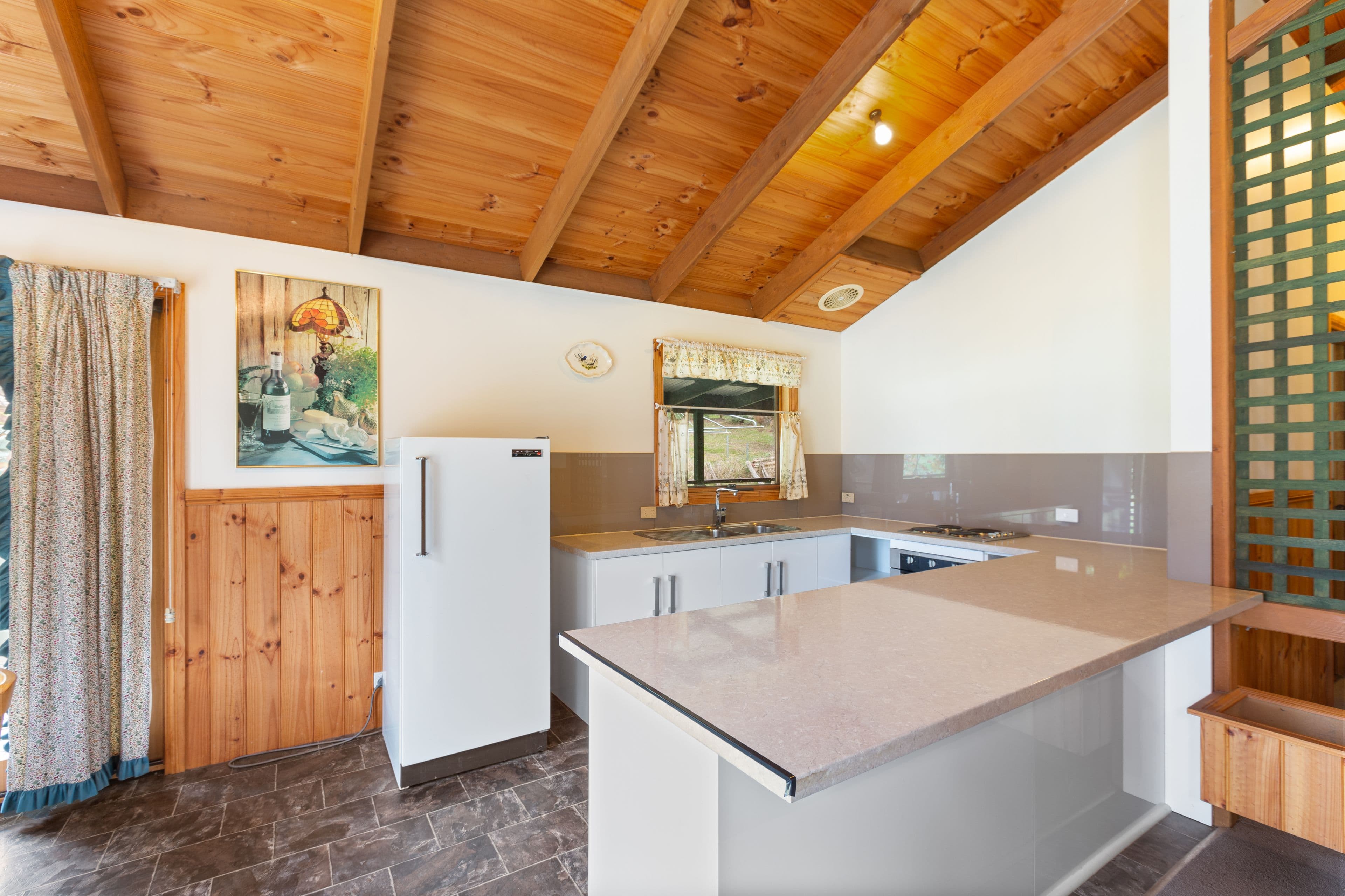 28 Barnetts Road, Howqua Inlet VIC 3723, Howqua Inlet - Thumbnail 5