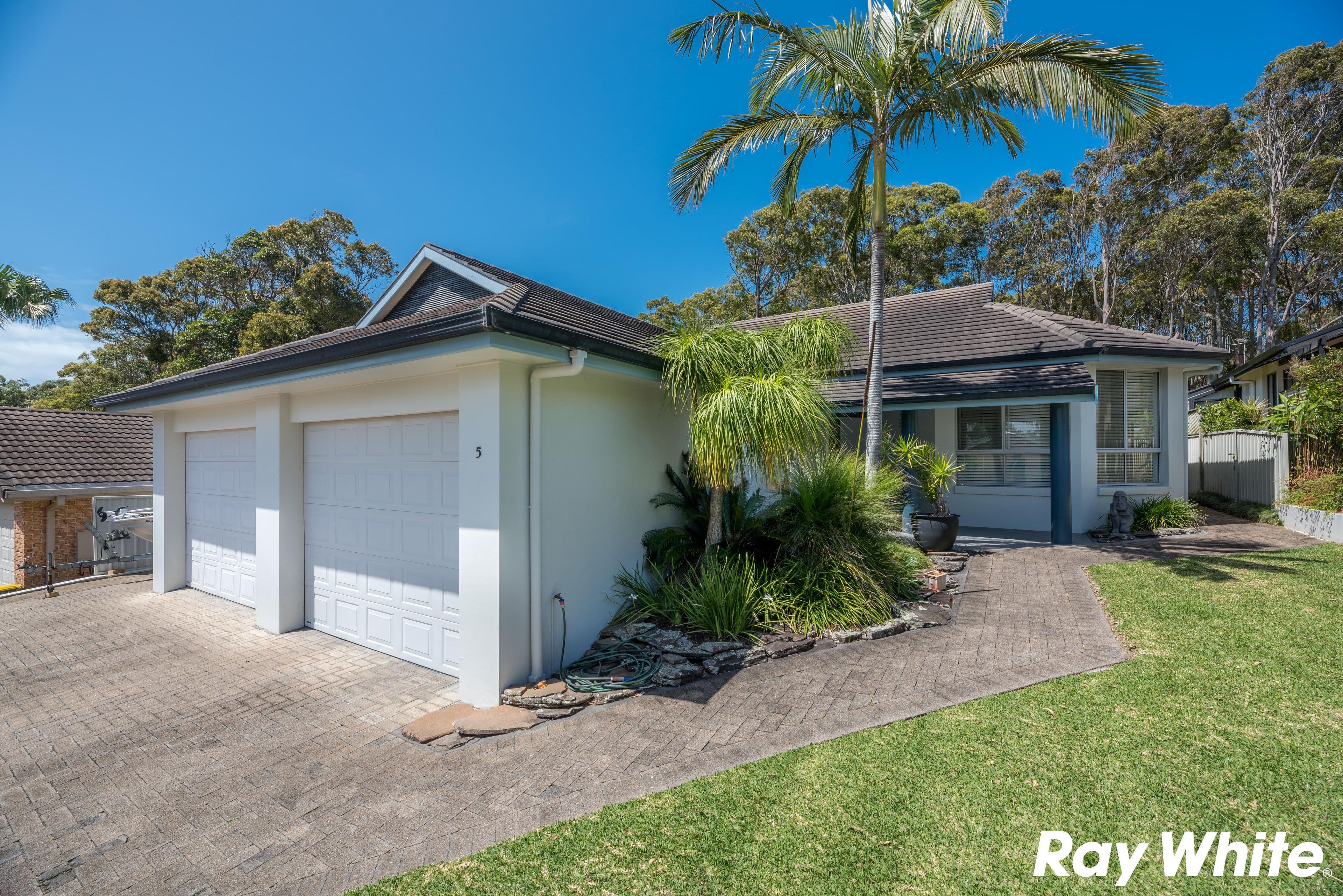 5 Zamia Place, Forster - Image 1