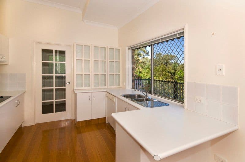 43 Jarrahdale Drive, Elanora QLD 4221, Elanora - Thumbnail 2