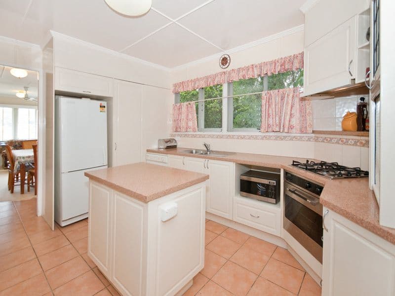 4 Brendon Street, TARRAGINDI QLD 4121, Tarragindi - Thumbnail 7
