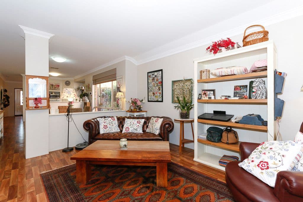 9 Johnson Avenue, Guildford WA 6055, Guildford - Thumbnail 2