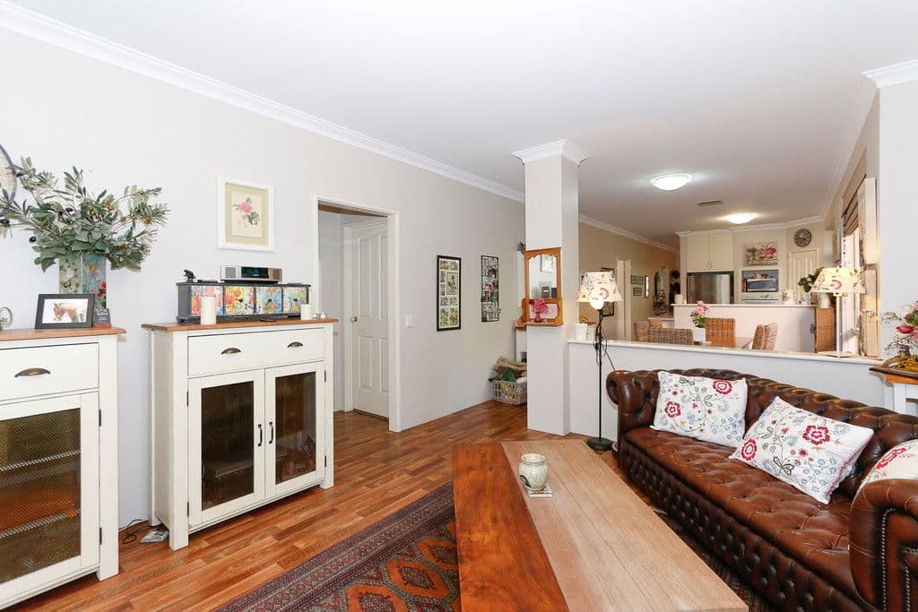 9 Johnson Avenue, Guildford WA 6055, Guildford - Thumbnail 3