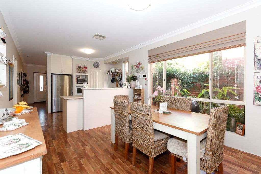 9 Johnson Avenue, Guildford WA 6055, Guildford - Thumbnail 4
