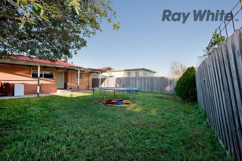 98 Bladin Street, LAVERTON VIC 3028, Laverton - Thumbnail 5