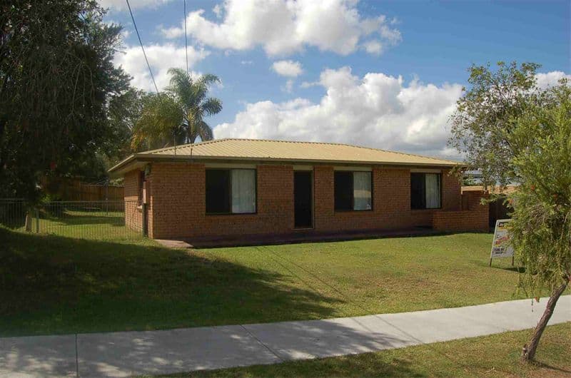 16  Brett Avenue, BROWNS PLAINS QLD 4118, Browns Plains - Thumbnail 4