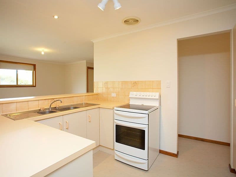 15 Glen Court, GOOLWA BEACH SA 5214, Goolwa Beach - Image 1