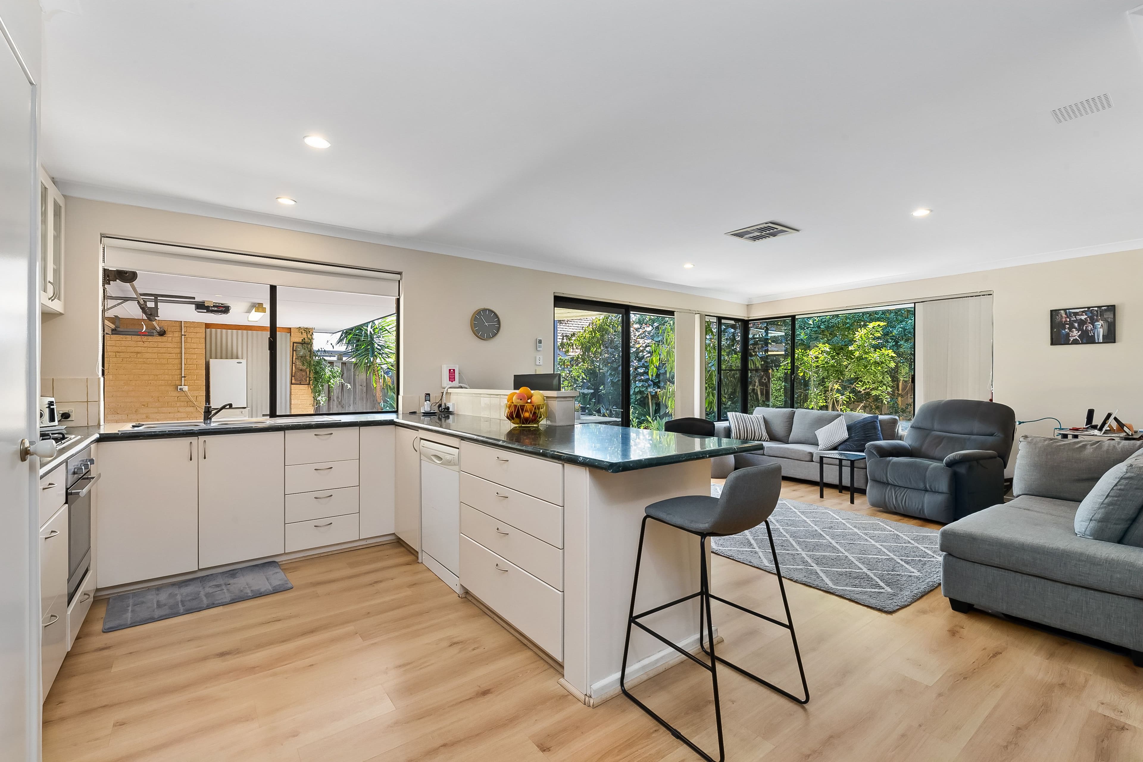 40B Mengler Avenue, Claremont WA 6010, Claremont - Thumbnail 3