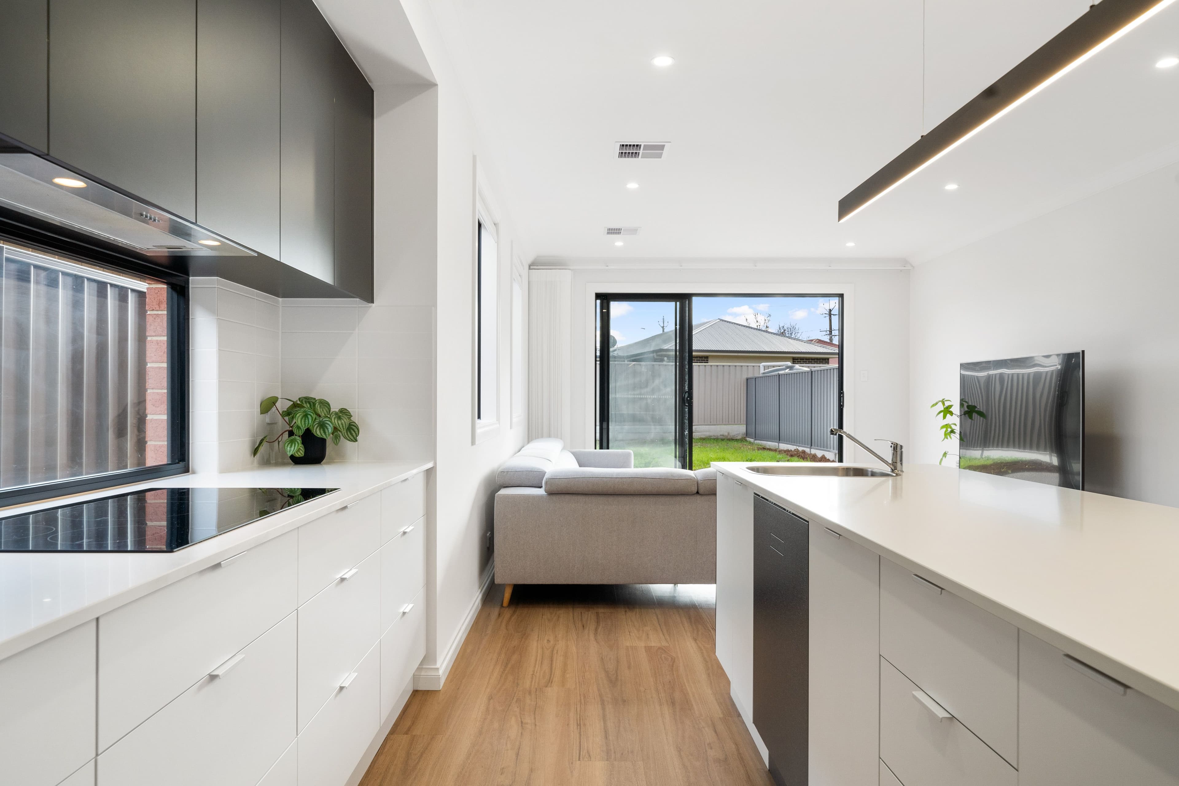 10 York Street, Northfield SA 5085, Northfield - Thumbnail 4