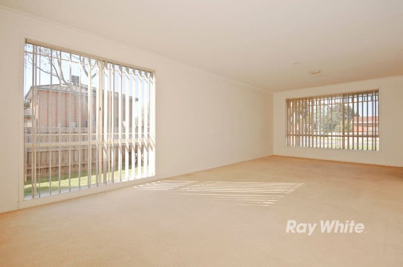 10 Meridian Parade, WANTIRNA SOUTH VIC 3152, Wantirna South - Thumbnail 6