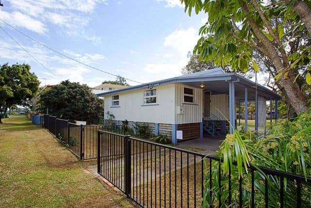 5 Hall Avenue, BONGAREE QLD 4507, Bongaree - Image 1