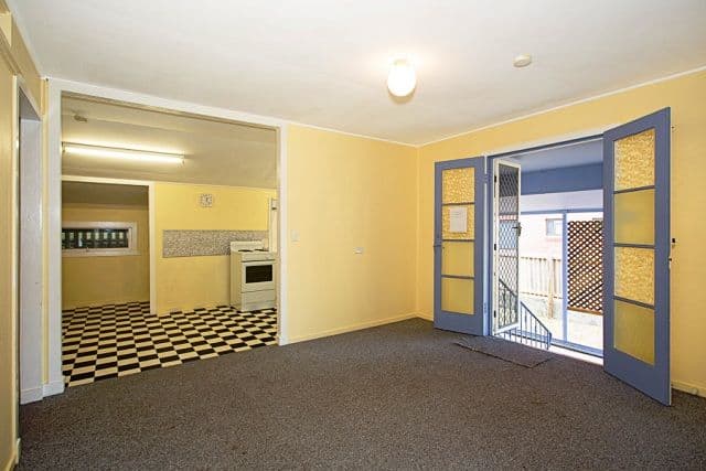 5 Hall Avenue, BONGAREE QLD 4507, Bongaree - Thumbnail 4