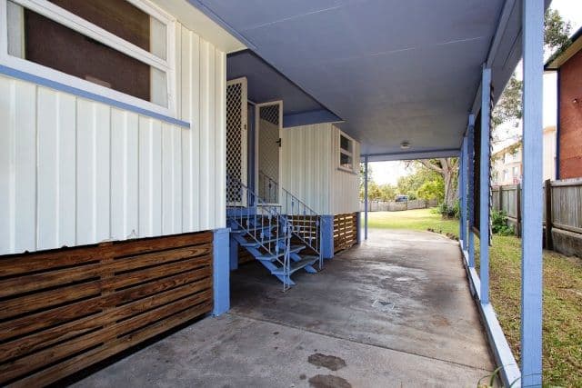 5 Hall Avenue, BONGAREE QLD 4507, Bongaree - Thumbnail 5
