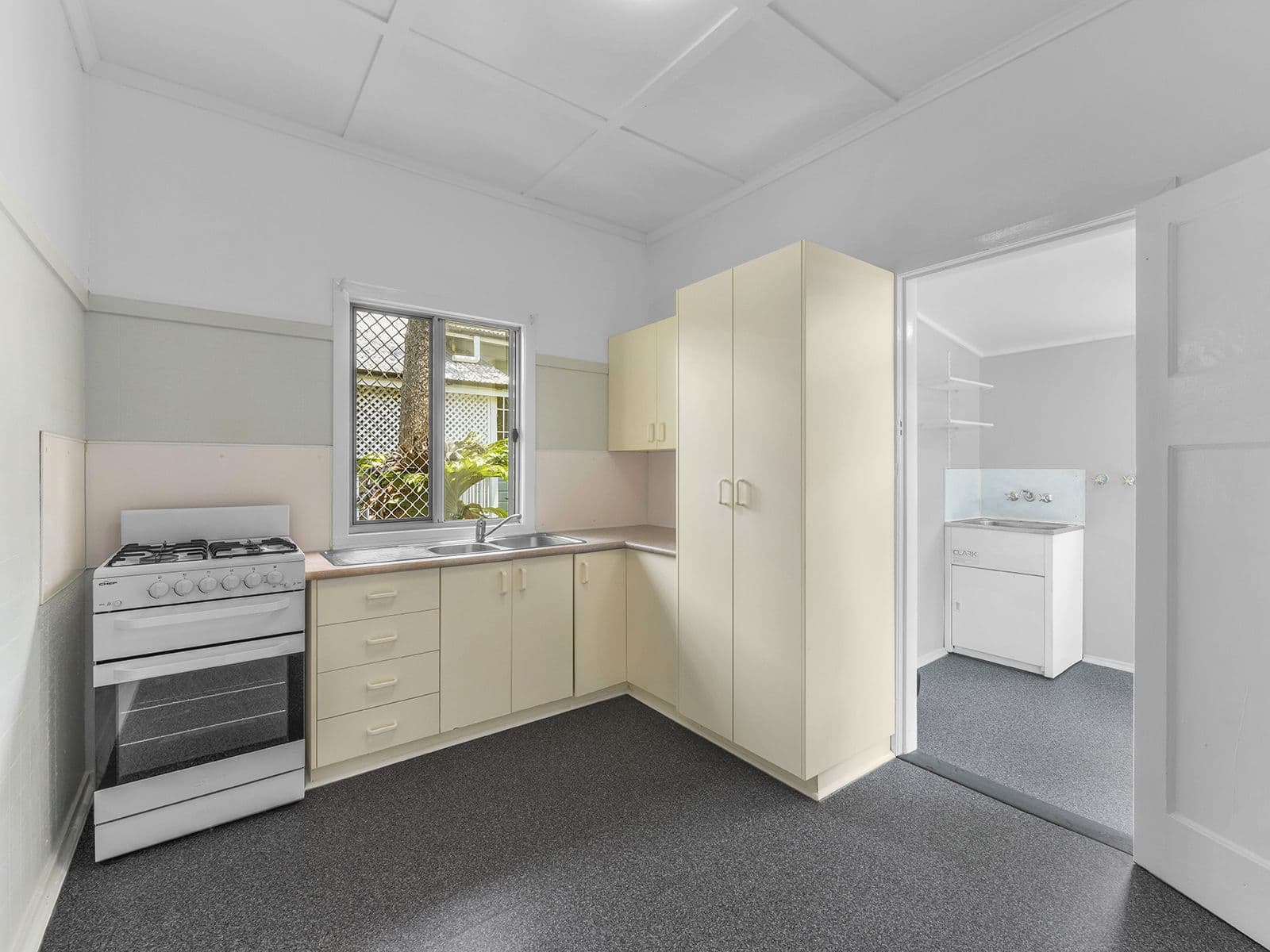 52 Moreton Street, Norman Park QLD 4170, Norman Park - Thumbnail 7