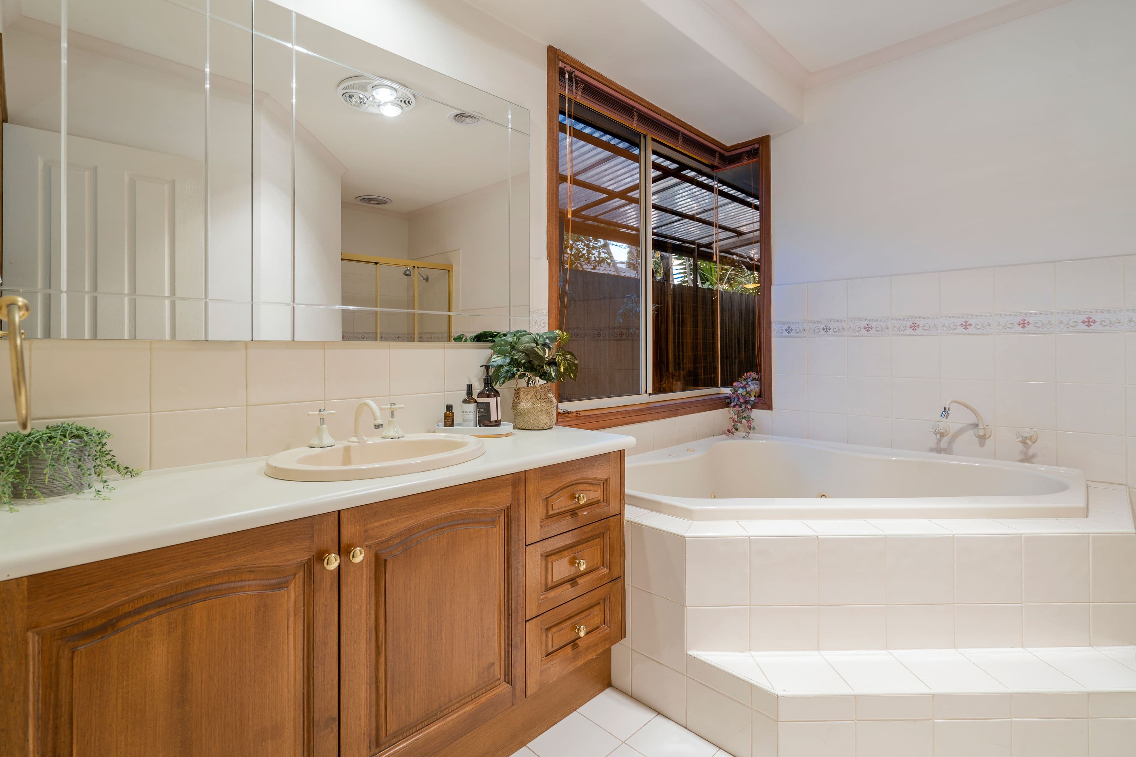 17 Vincent Street, Deer Park VIC 3023, Deer Park - Thumbnail 8