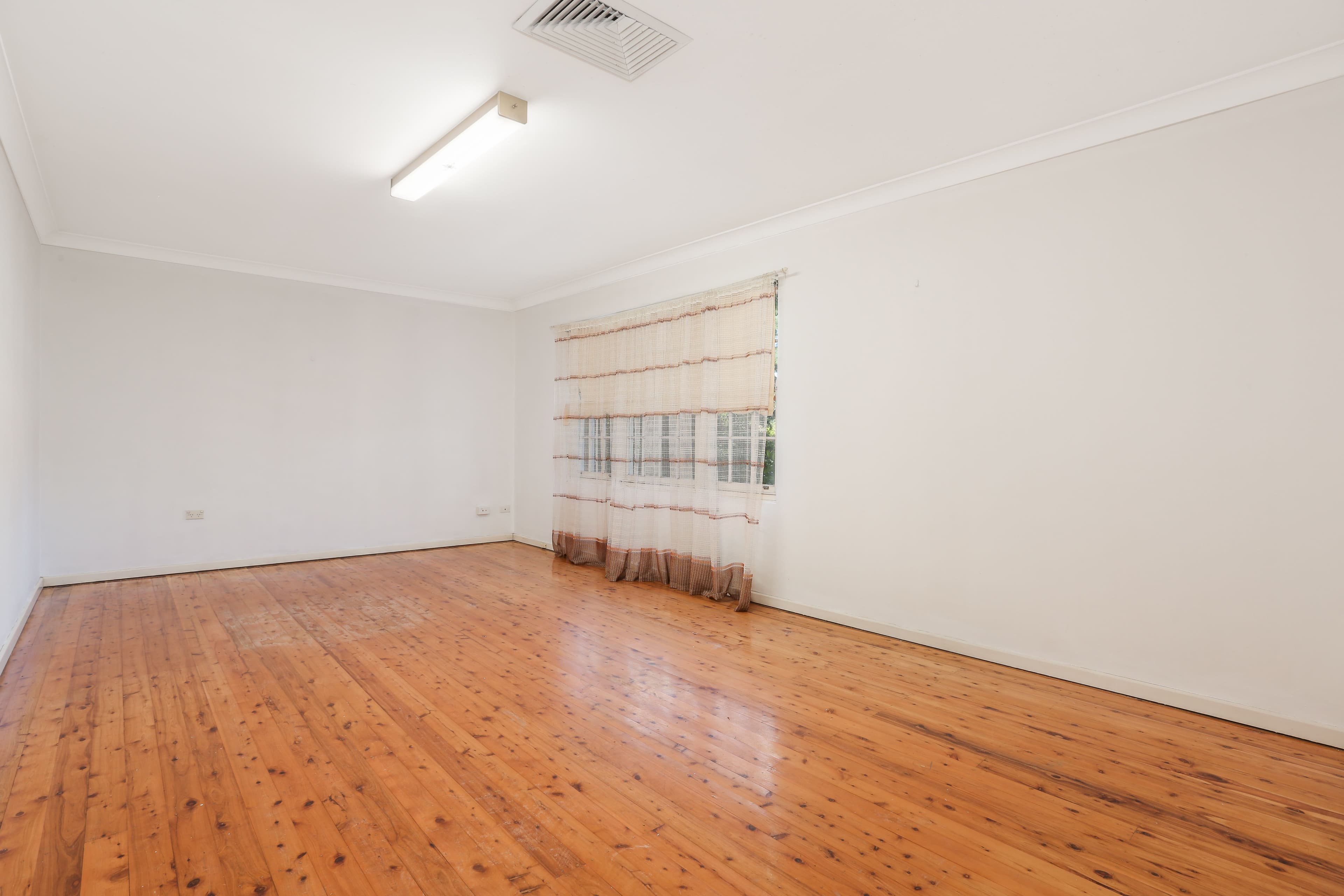 19 Glanmire Road, Baulkham Hills - Thumbnail 2