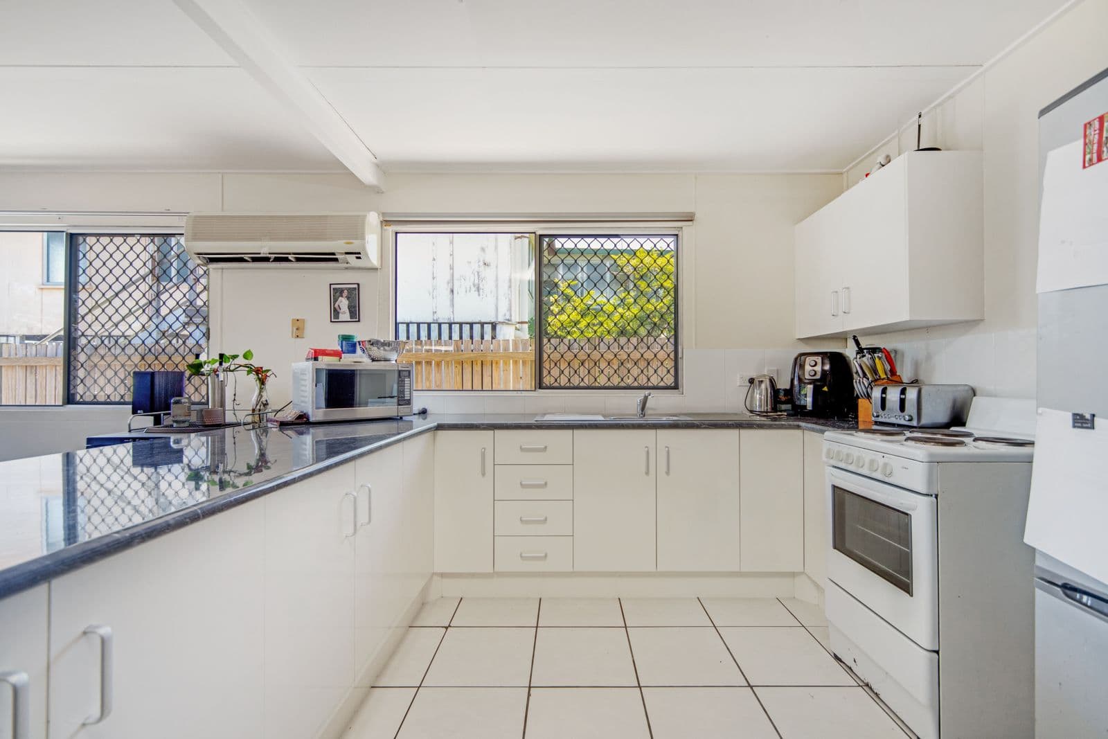 15 Ben Street, Yeppoon QLD 4703, Yeppoon - Thumbnail 3