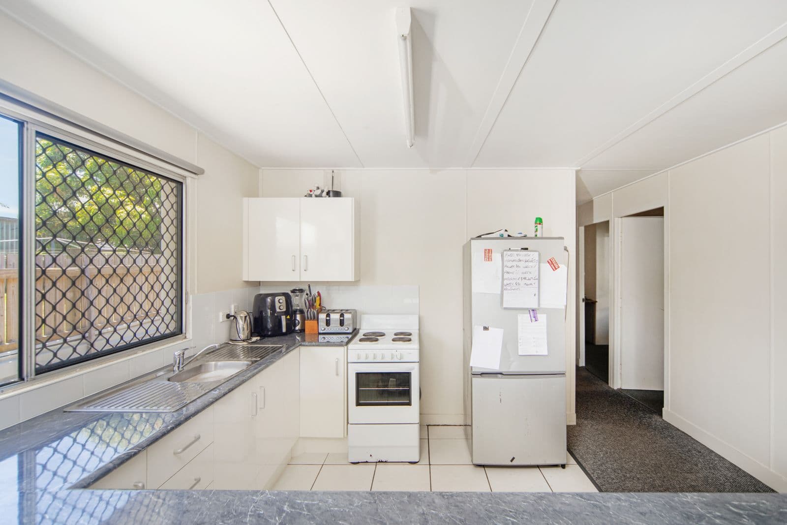 15 Ben Street, Yeppoon QLD 4703, Yeppoon - Thumbnail 6